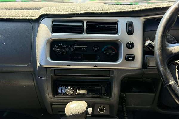 2005 Mitsubishi Triton GLX-R MK 4X4