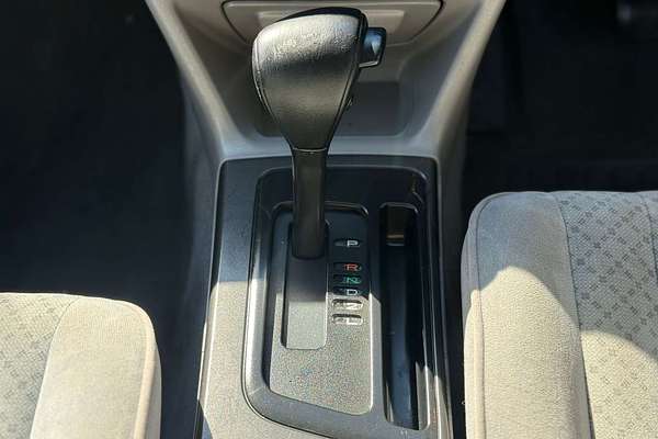 2004 Toyota Avalon GXi MCX10R Mark III