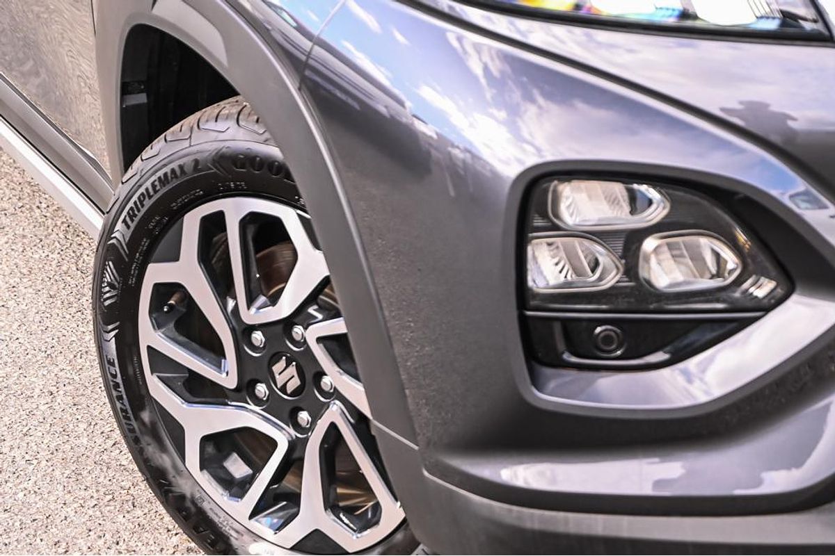 2025 Suzuki Fronx Hybrid KW