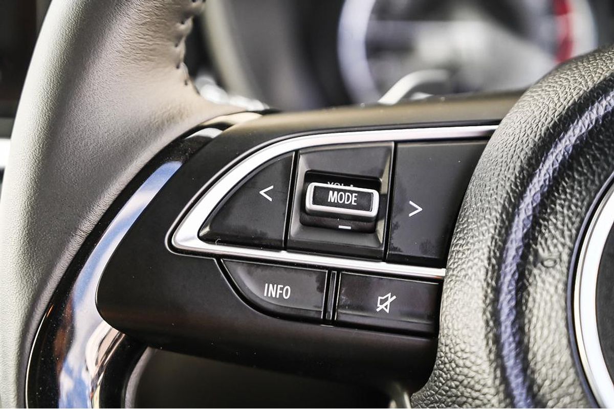 2025 Suzuki Fronx Hybrid KW