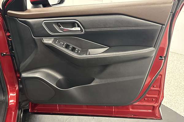 2023 Nissan X-TRAIL ST-L T33