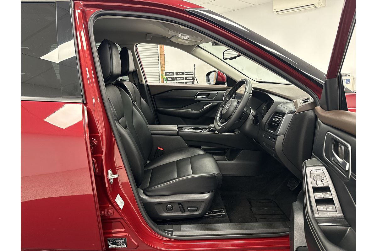 2023 Nissan X-TRAIL ST-L T33