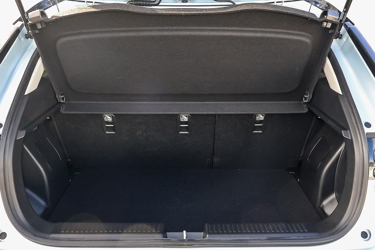 2025 Suzuki Fronx Hybrid KW