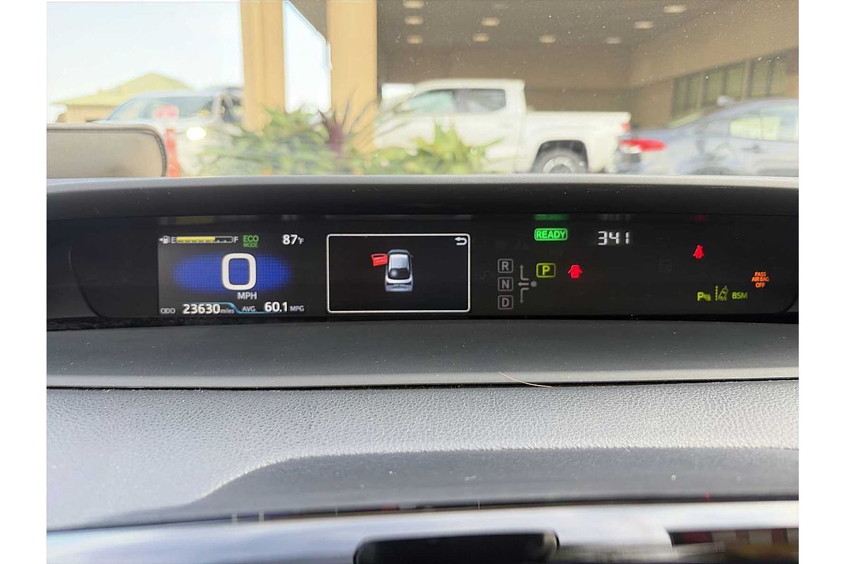 2022 Toyota Prius LE