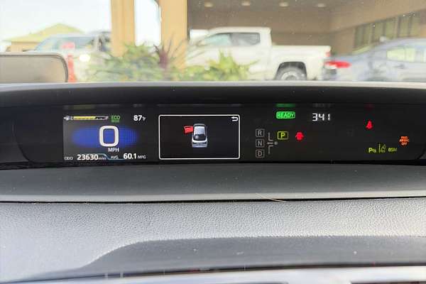 2022 Toyota Prius LE