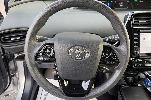 2022 Toyota Prius LE