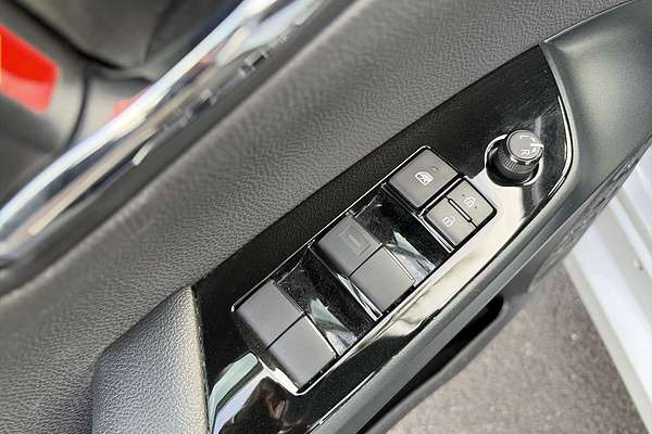 2022 Toyota Prius LE