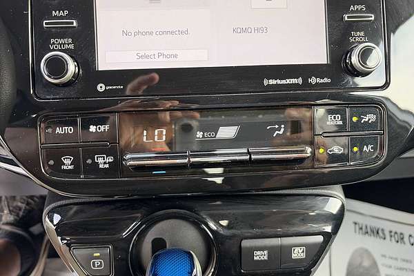 2022 Toyota Prius LE