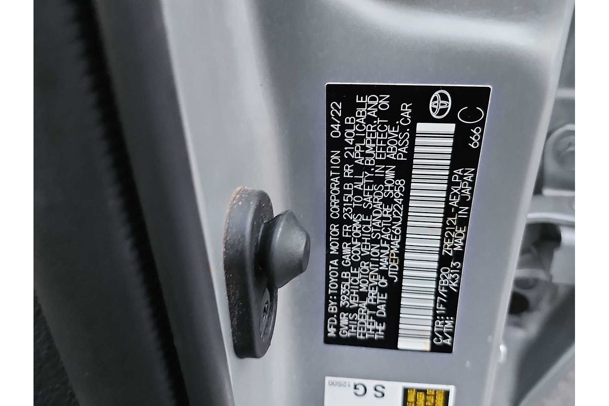 2022 Toyota Corolla LE