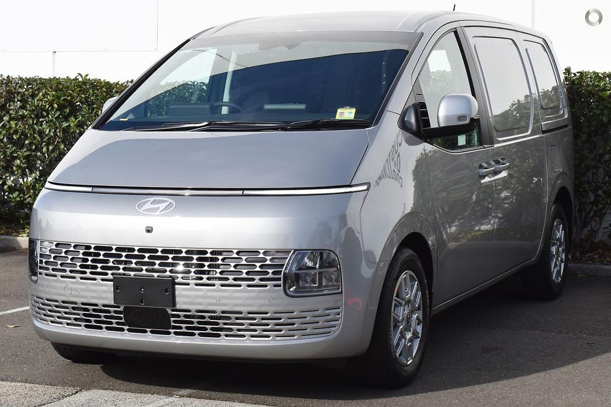 2025 Hyundai STARIA LOAD Premium US4.V3