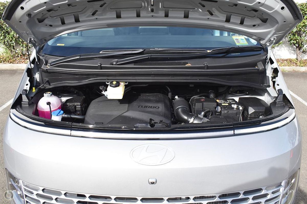 2025 Hyundai STARIA LOAD Premium US4.V3