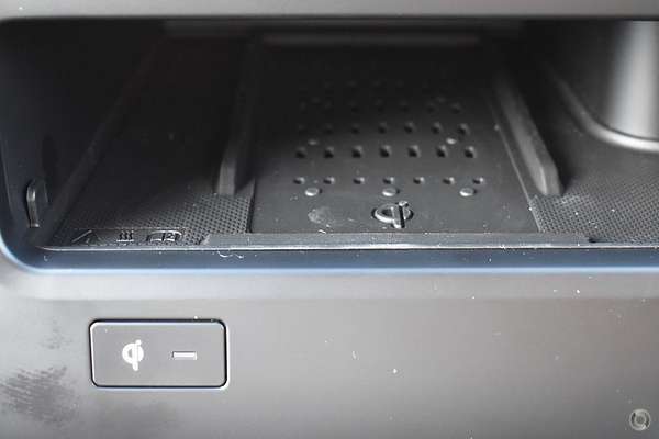 2025 Hyundai STARIA LOAD Premium US4.V3