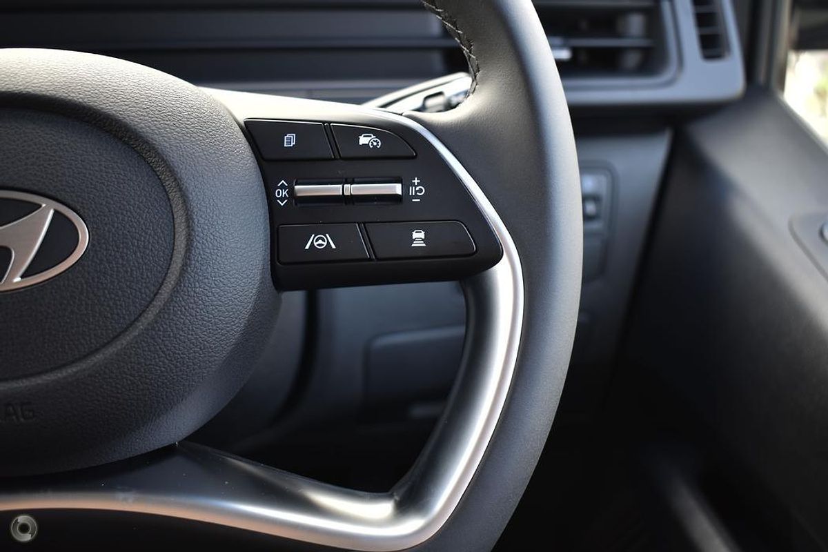 2025 Hyundai STARIA LOAD Premium US4.V3