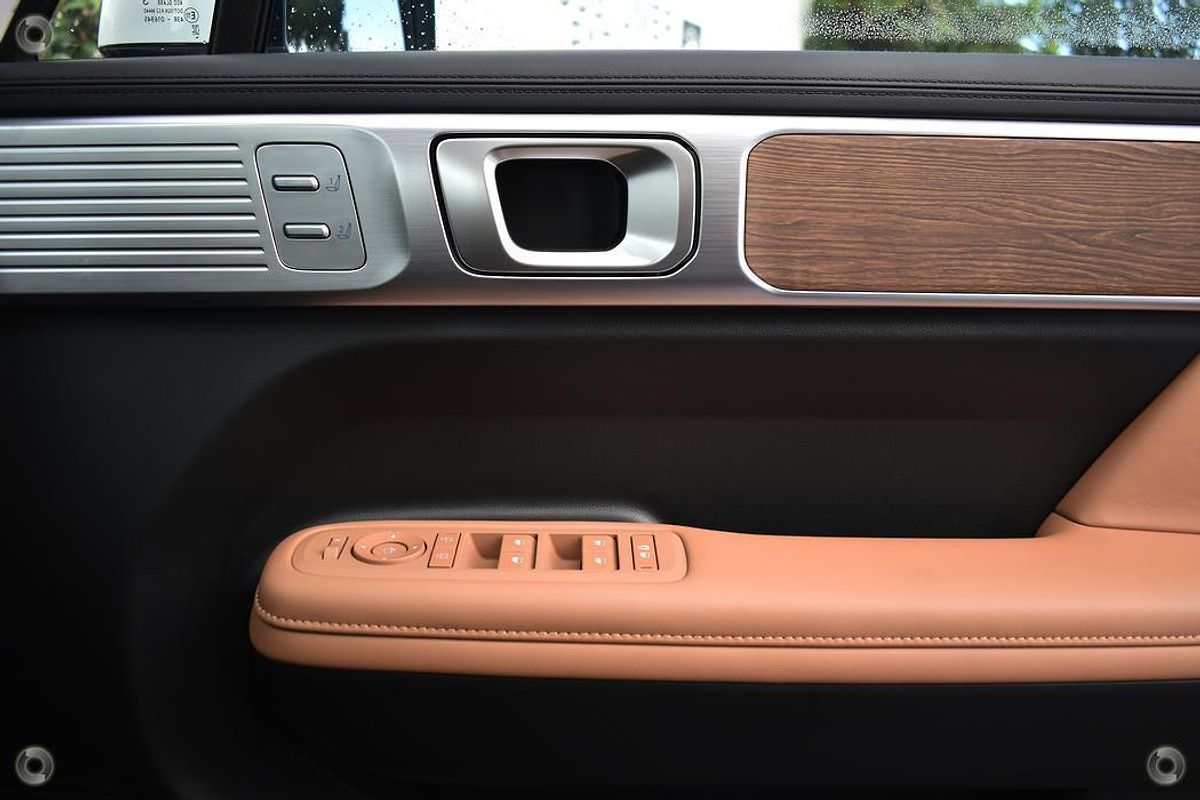 2025 Hyundai Santa Fe Hybrid Calligraphy MX5.V2