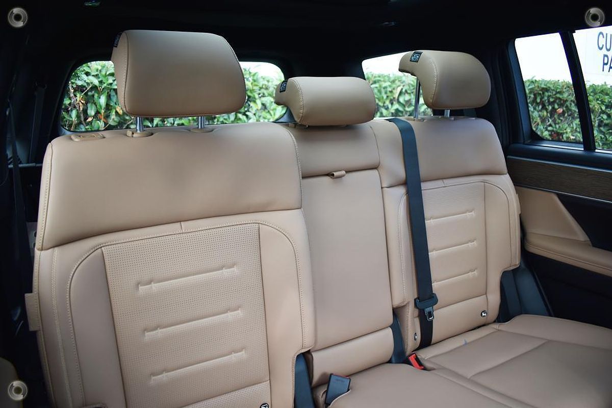 2025 Hyundai Santa Fe Hybrid Calligraphy MX5.V2