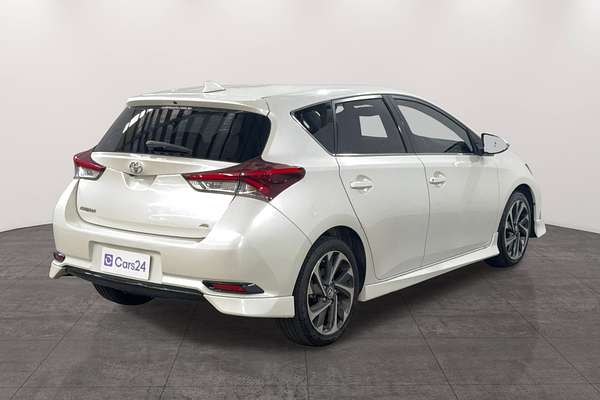 2016 Toyota Corolla ZR ZRE182R