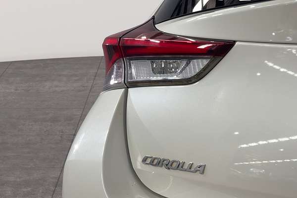 2016 Toyota Corolla ZR ZRE182R