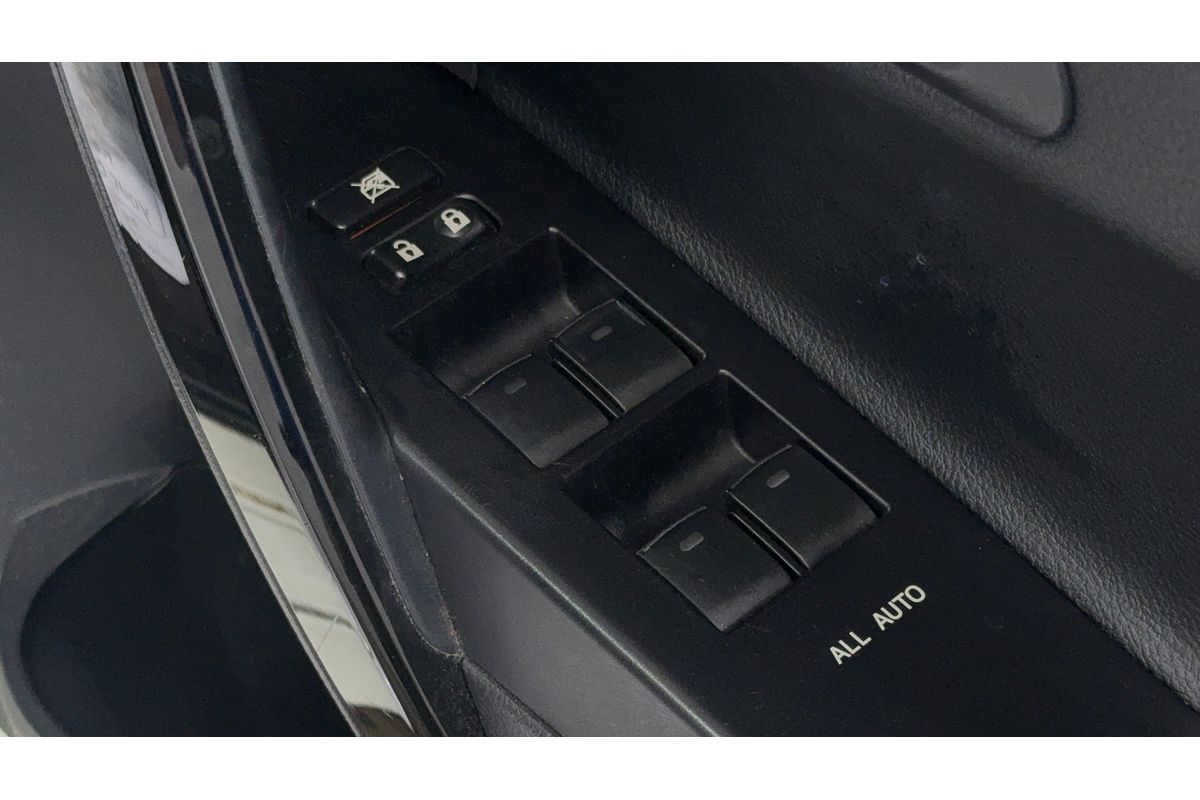 2016 Toyota Corolla ZR ZRE182R