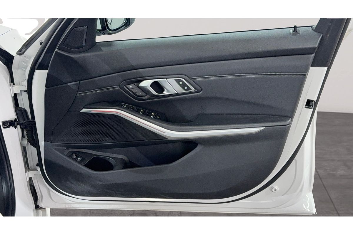2020 BMW 3 Series 330i M Sport G20