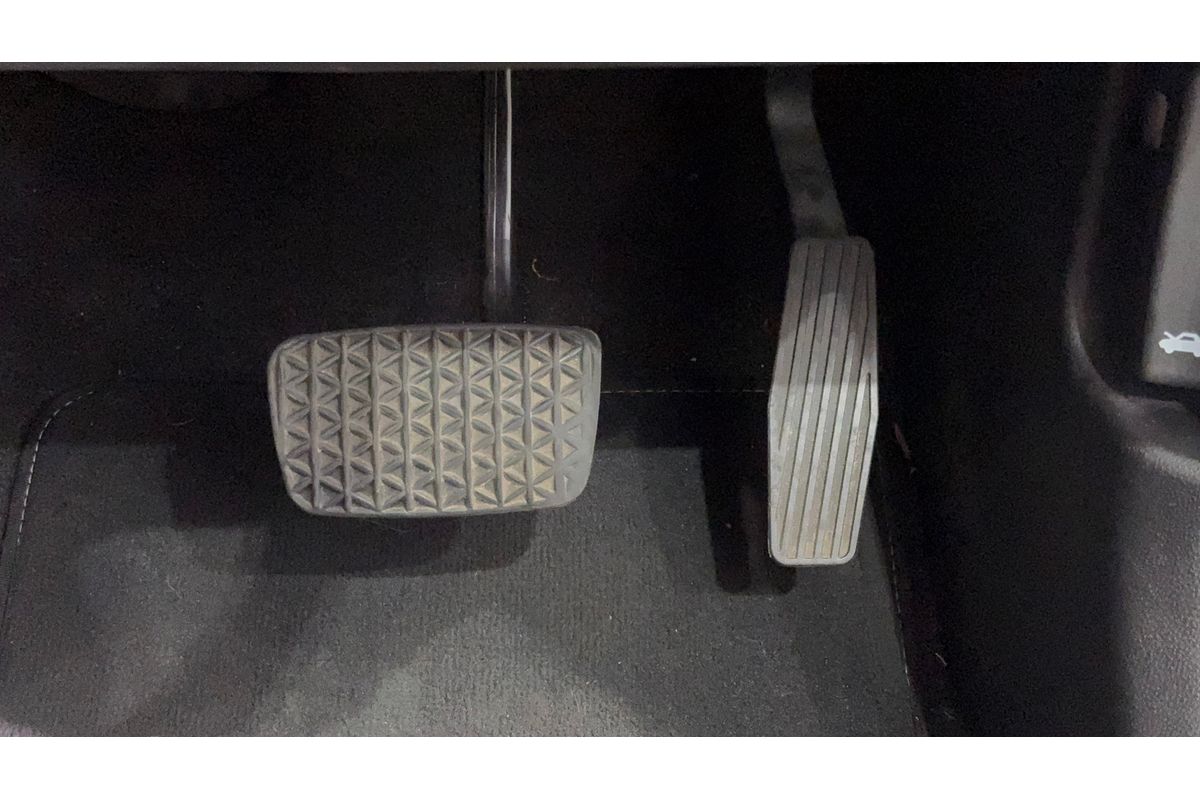 2015 Holden Commodore SV6 Storm VF