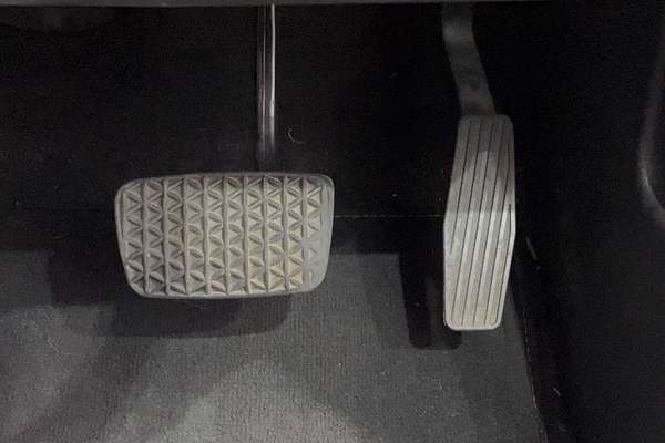 2015 Holden Commodore SV6 Storm VF