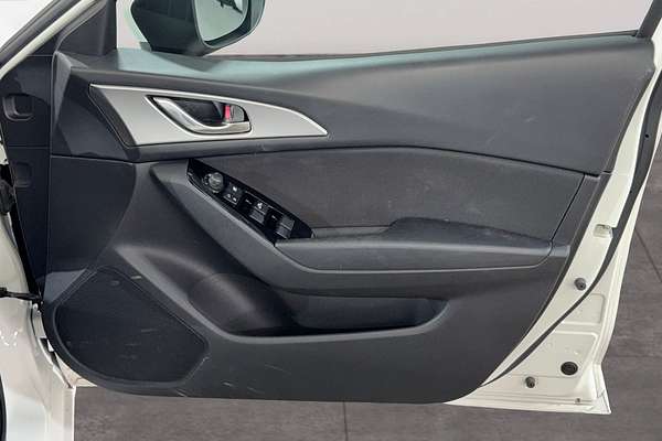 2018 Mazda 3 Neo Sport BN Series