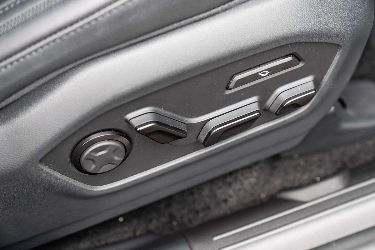 2025 Hyundai Santa Fe Hybrid Calligraphy MX5.V2