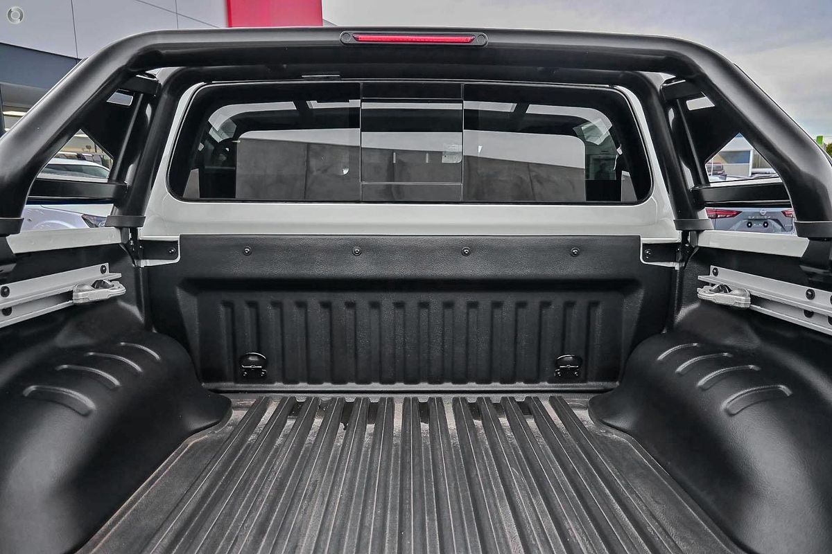 2025 Nissan Navara PRO-4X Warrior D23 4X4