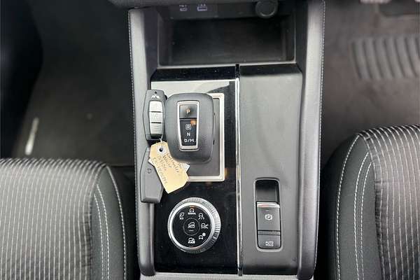 2022 Mitsubishi Outlander ES ZM