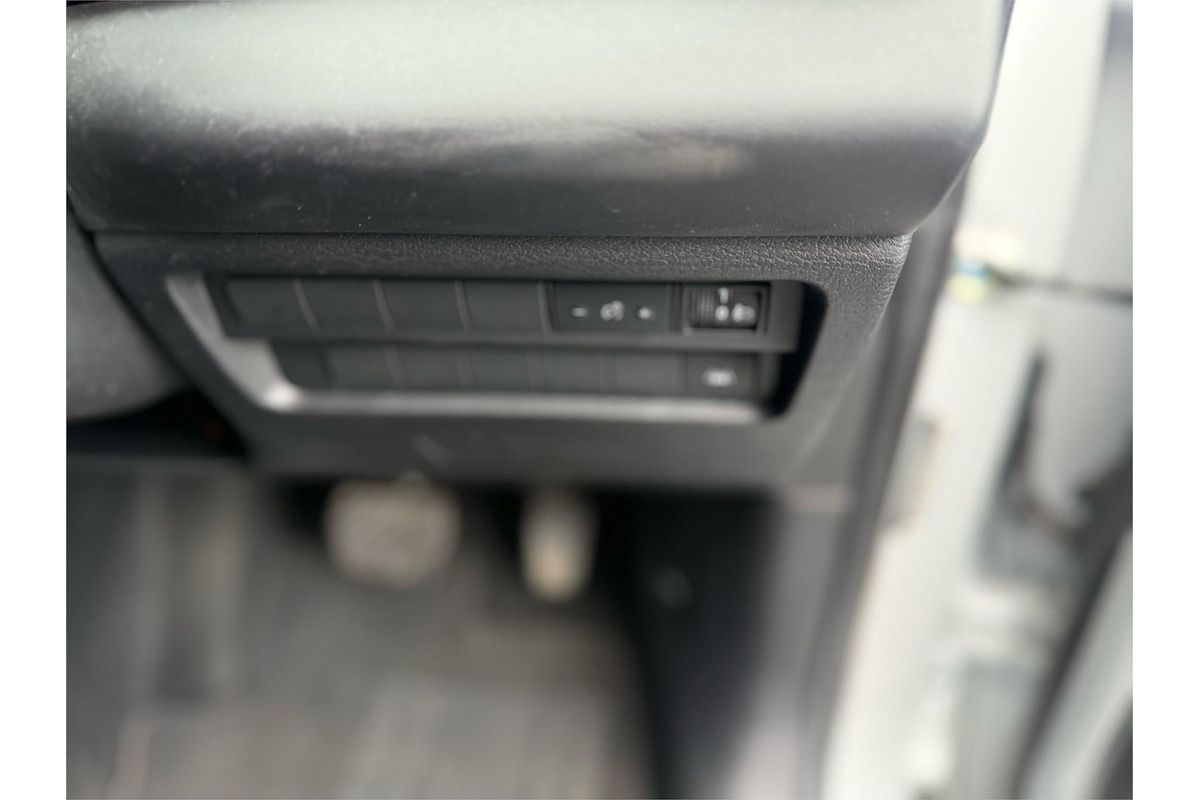 2022 Mitsubishi Outlander ES ZM