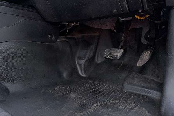 2020 Isuzu D-MAX SX High Ride Rear Wheel Drive