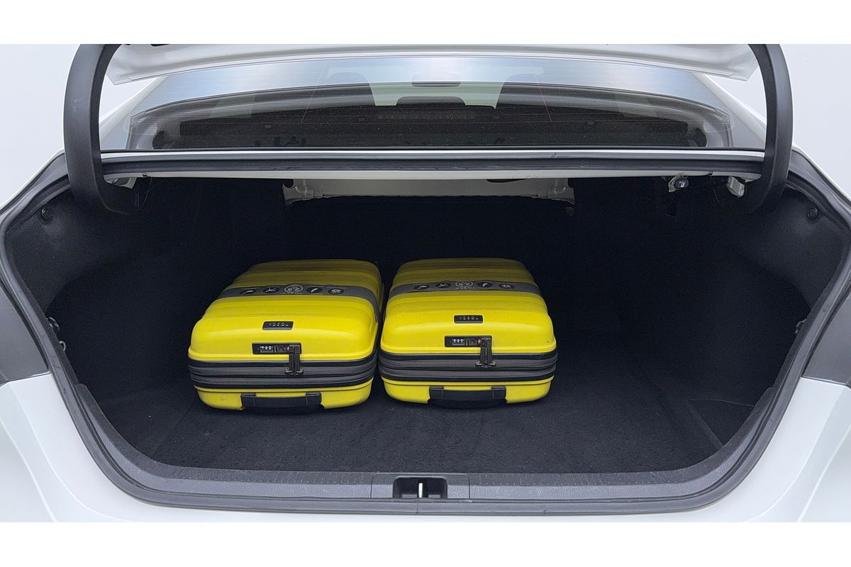 2021 Toyota Camry Ascent AXVH70R