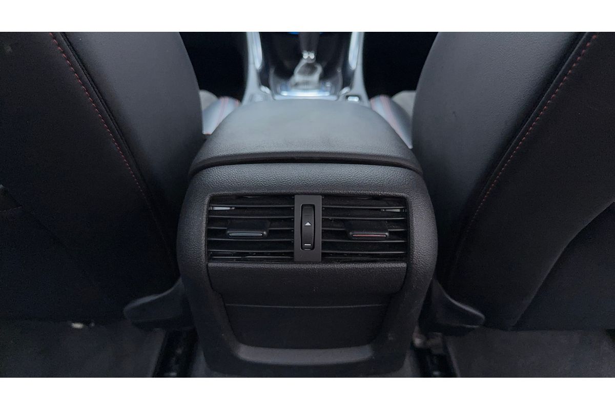 2015 Holden Commodore SV6 Storm VF