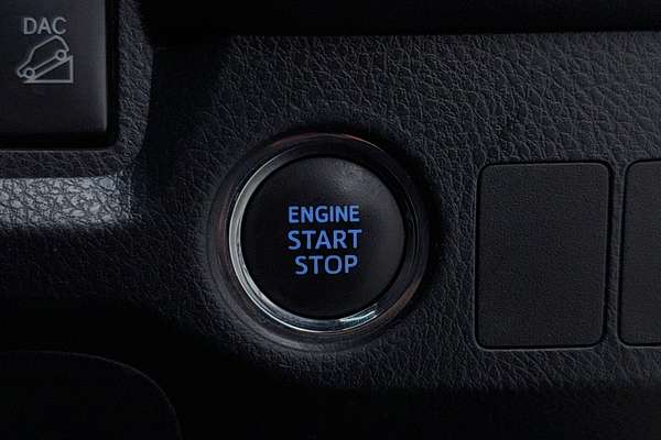 2017 Toyota RAV4 GXL ASA44R