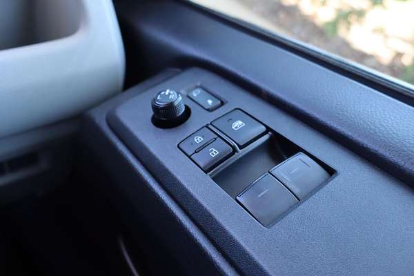 2021 Toyota Hiace Commuter GDH322R ELWB High Roof