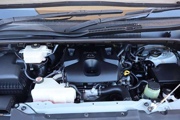 2021 Toyota Hiace Commuter GDH322R ELWB High Roof