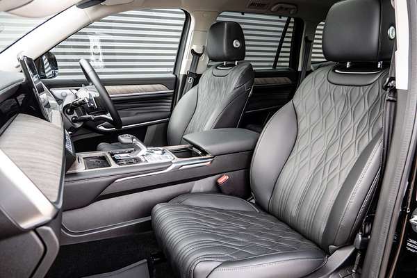 2025 GWM Tank 500 Ultra Hybrid P03