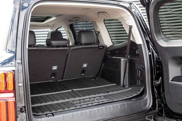 2025 GWM Tank 500 Ultra Hybrid P03