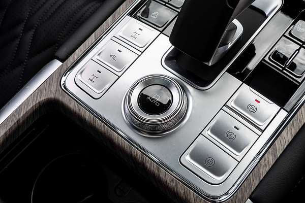 2025 GWM Tank 500 Ultra Hybrid P03