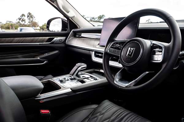 2025 GWM Tank 500 Ultra Hybrid P03