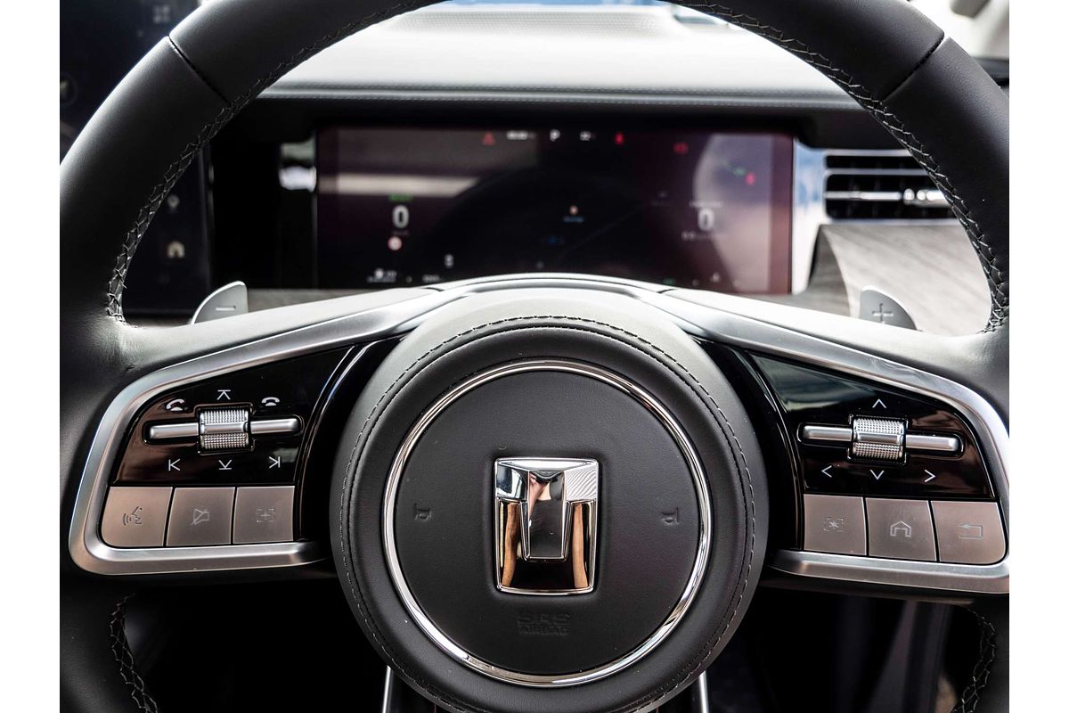 2025 GWM Tank 500 Ultra Hybrid P03