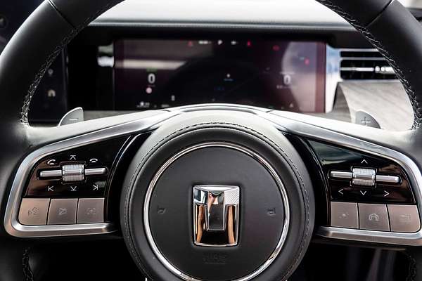 2025 GWM Tank 500 Ultra Hybrid P03