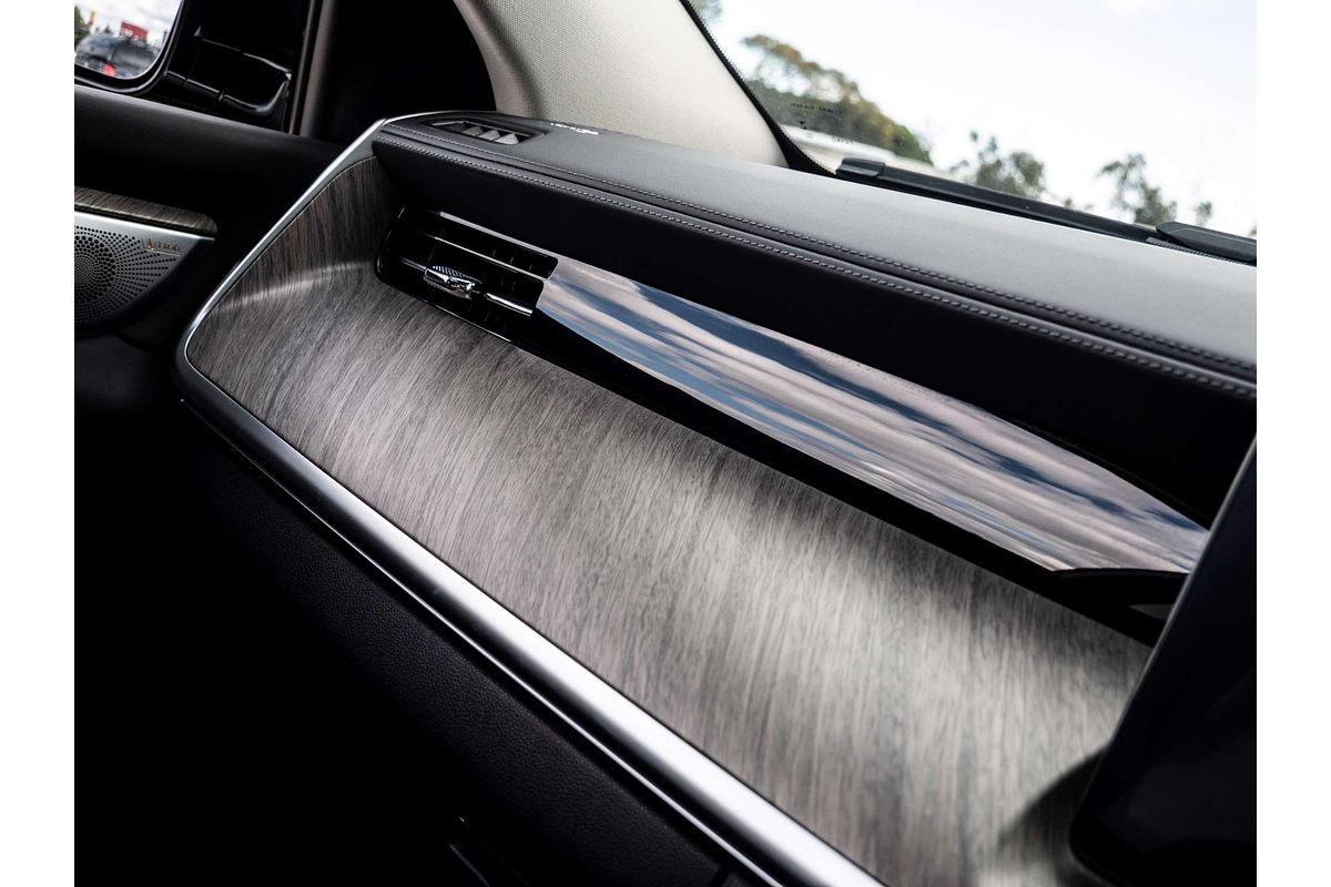 2025 GWM Tank 500 Ultra Hybrid P03