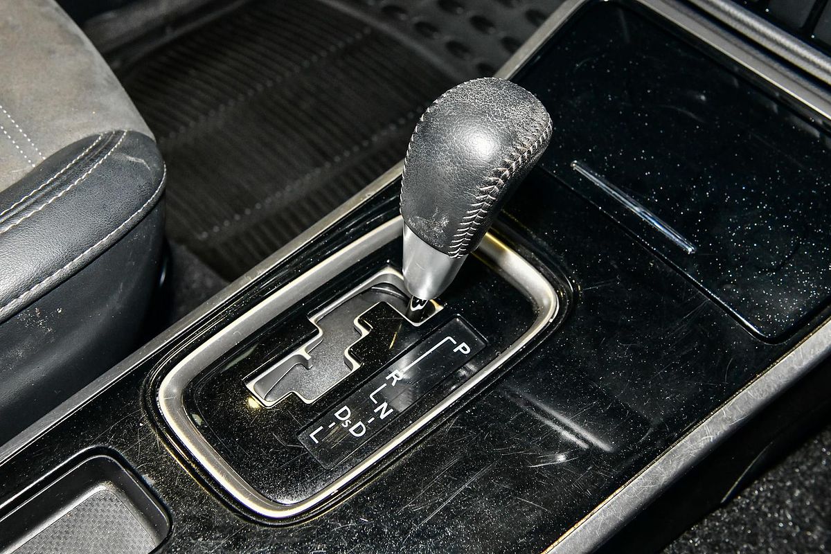 2020 Mitsubishi Outlander LS ZL