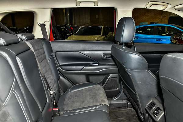 2020 Mitsubishi Outlander LS ZL