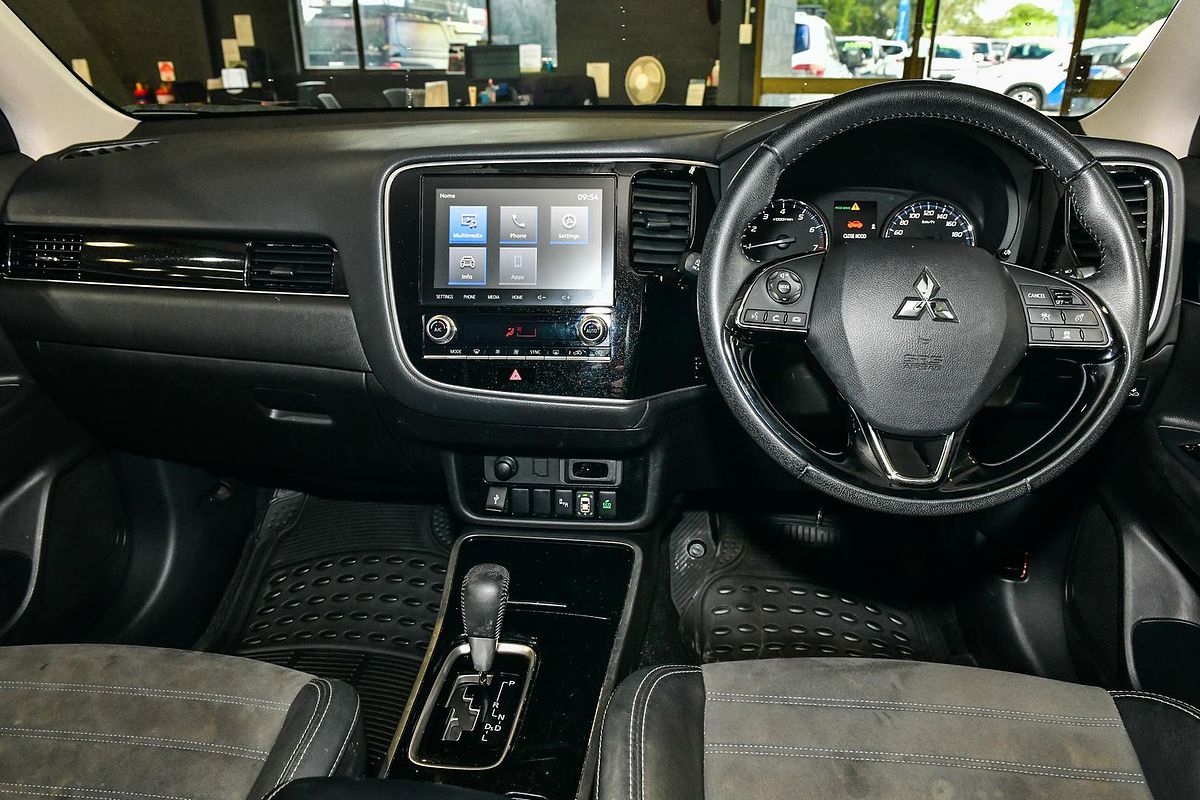 2020 Mitsubishi Outlander LS ZL