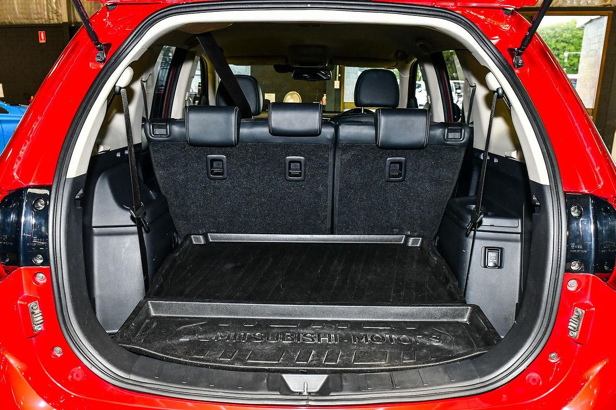 2020 Mitsubishi Outlander LS ZL