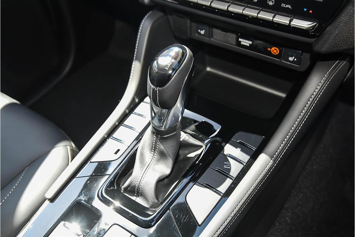 2025 Isuzu MU-X LS-T