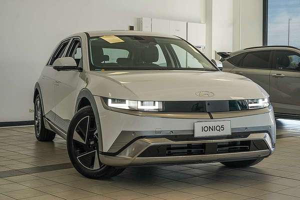 2025 Hyundai IONIQ 5  NE.V5