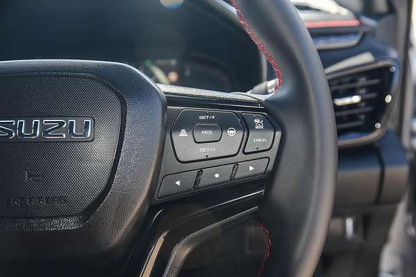 2025 Isuzu D-MAX X-TERRAIN 4X4